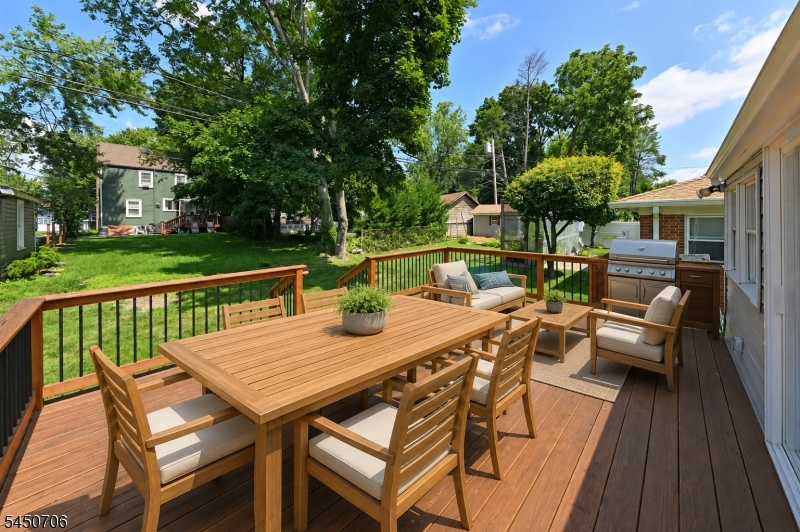 149 Seton Pl