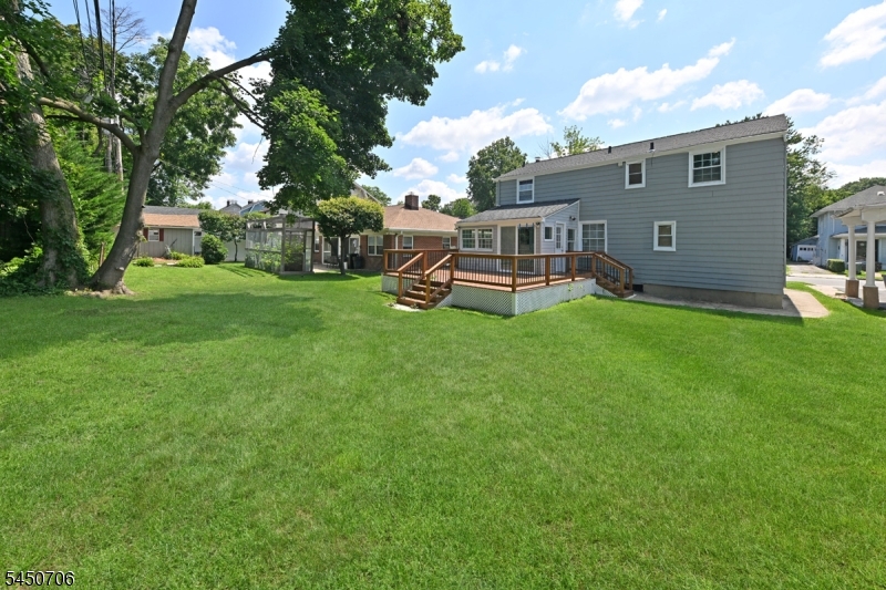 149 Seton Pl