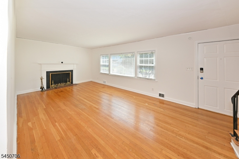 149 Seton Pl