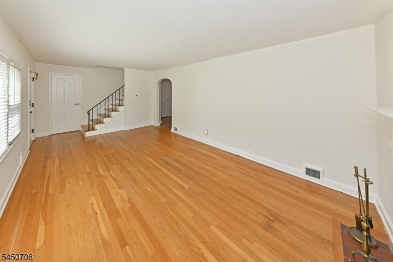 149 Seton Pl