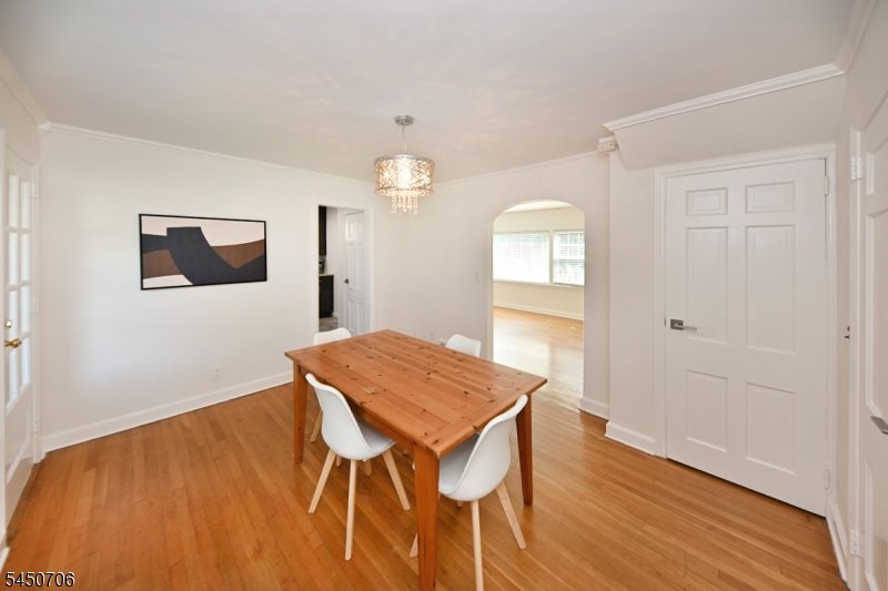 149 Seton Pl