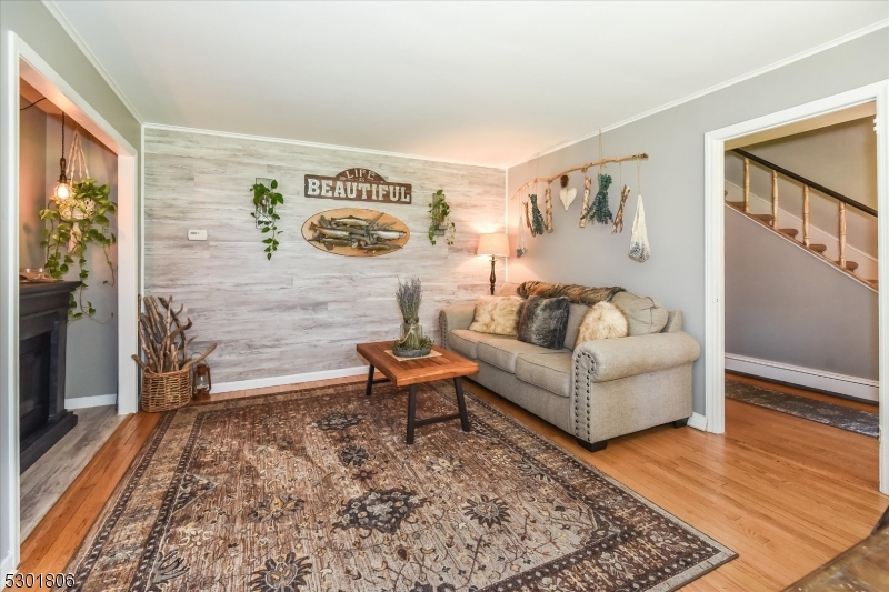 39 Circle Ave