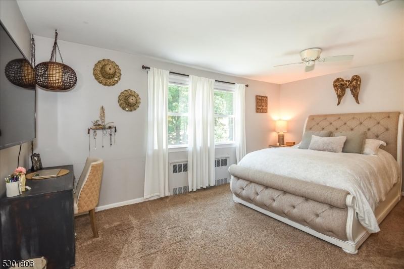 39 Circle Ave
