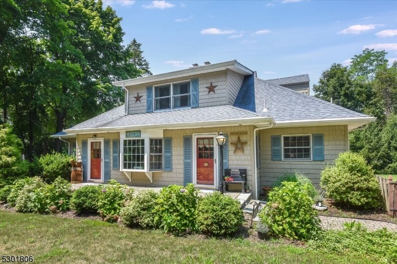 39 Circle Ave