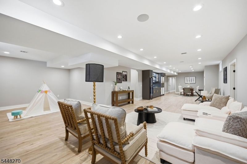 21 Kilmer Dr