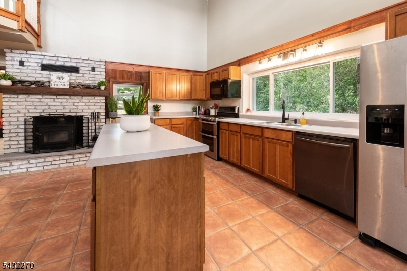 106 Poplar Grove Ter
