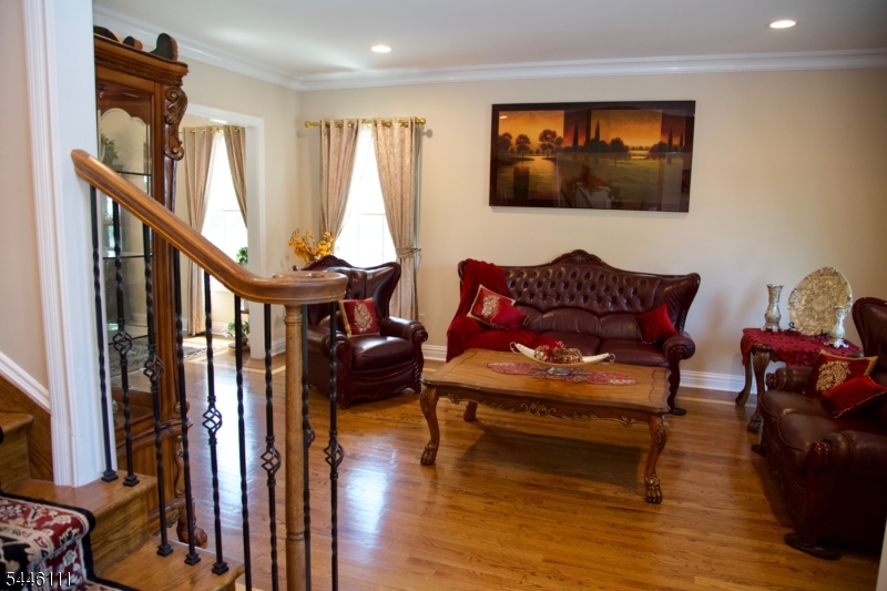 20 Hugenot St