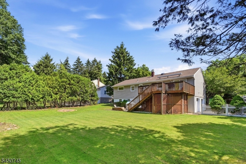 45 Ravine Ave