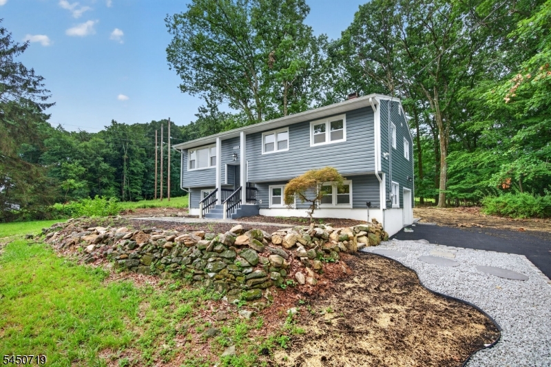 150 Mount Olive Rd