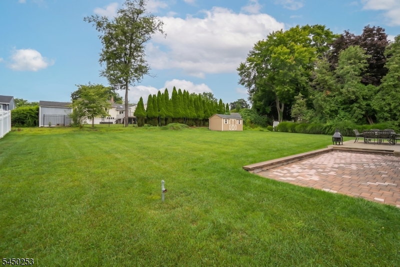 19 Andover Dr