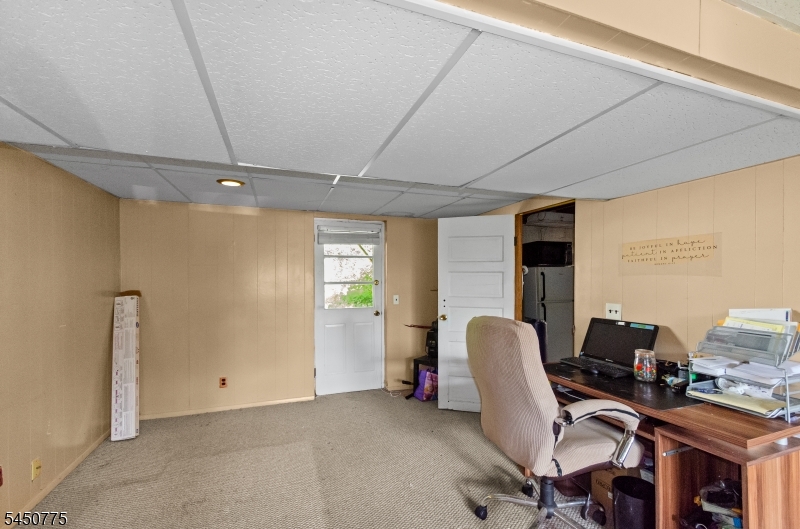 17 Stafford Dr