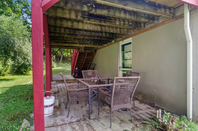 17 Stafford Dr