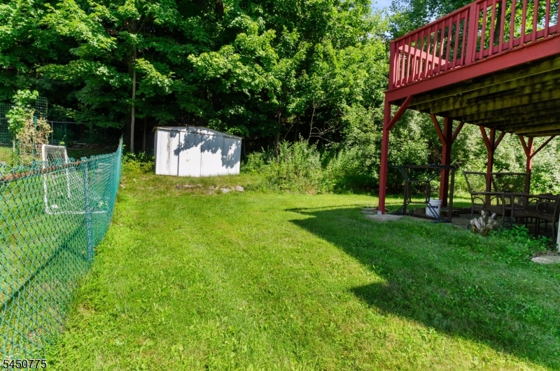 17 Stafford Dr