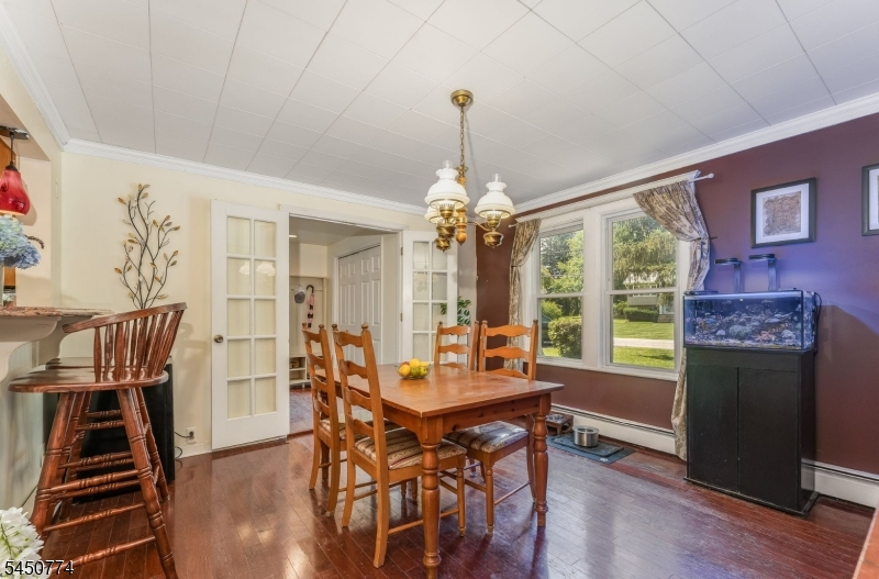 5 Harris Ln