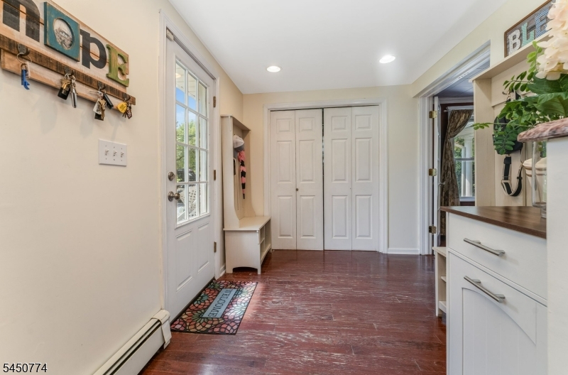 5 Harris Ln