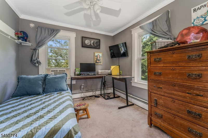 5 Harris Ln