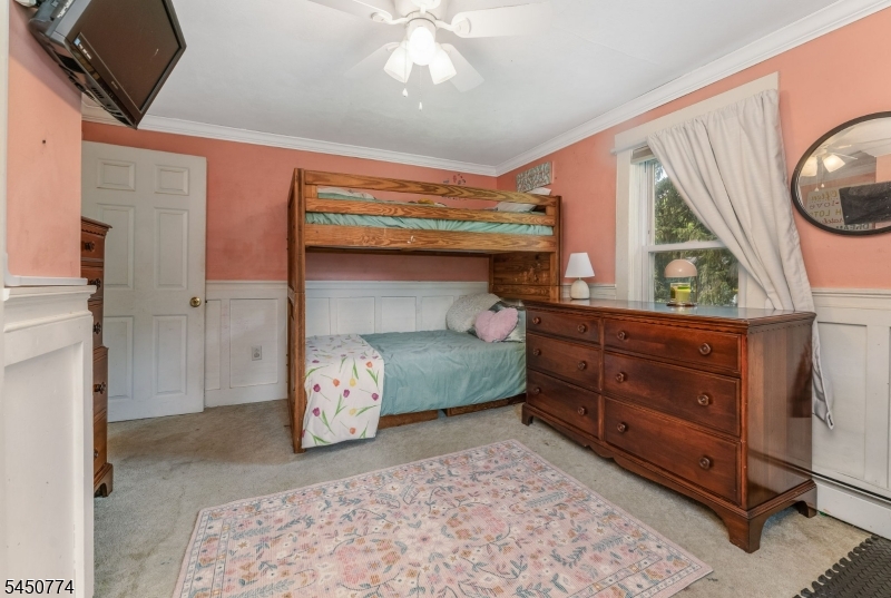 5 Harris Ln
