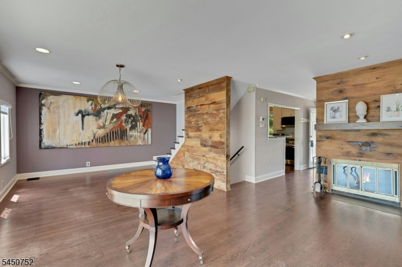 67 Fox Hill Rd