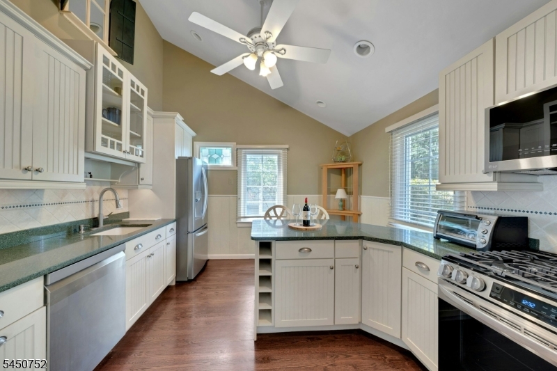 67 Fox Hill Rd