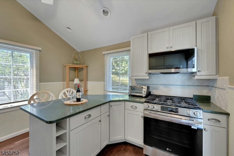 67 Fox Hill Rd