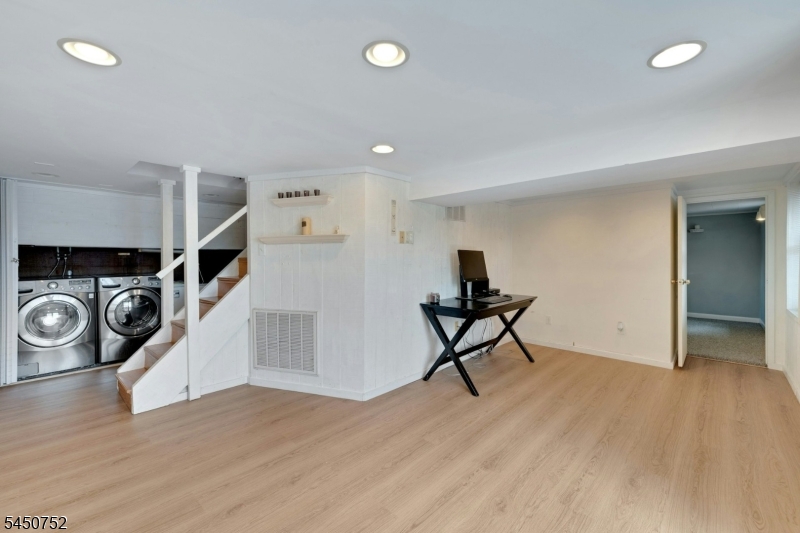 67 Fox Hill Rd
