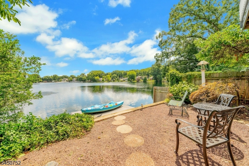 67 Fox Hill Rd