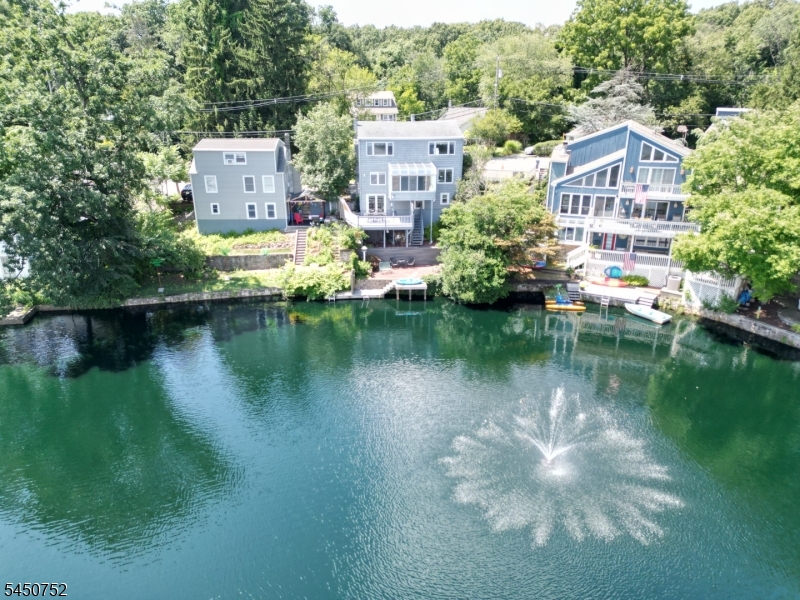 67 Fox Hill Rd