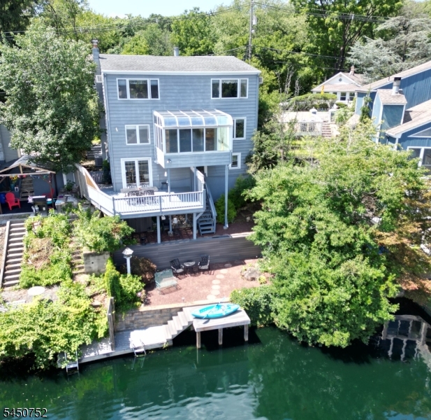 67 Fox Hill Rd