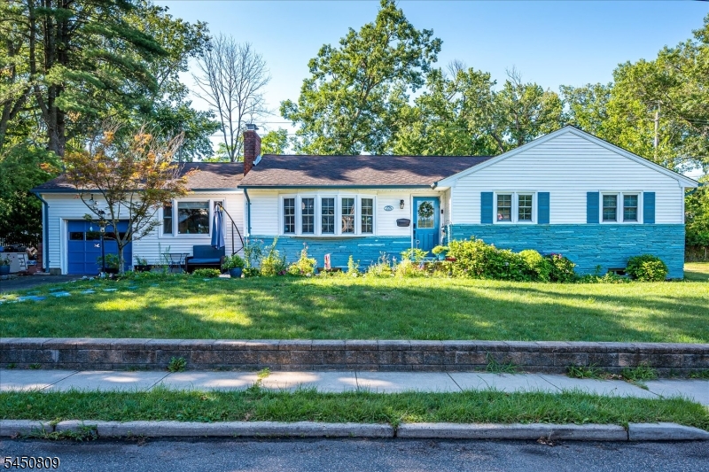 228 Norris Ave