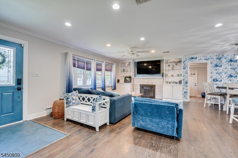 228 Norris Ave