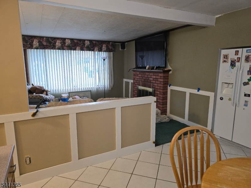 822 Mountain Ave