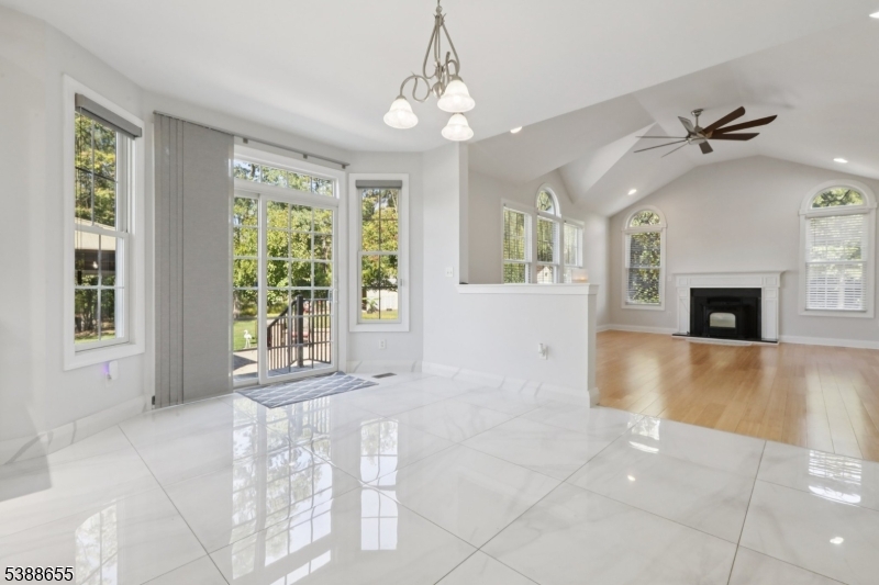 118 Junction Rd