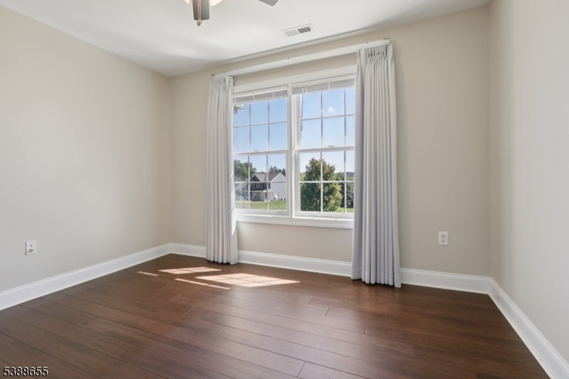 118 Junction Rd