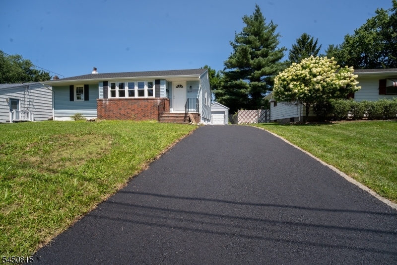 219 Haroldson Pl