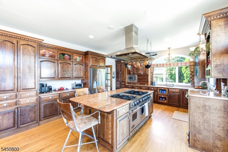 25 Balsam Pkwy