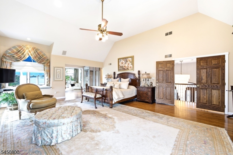 25 Balsam Pkwy