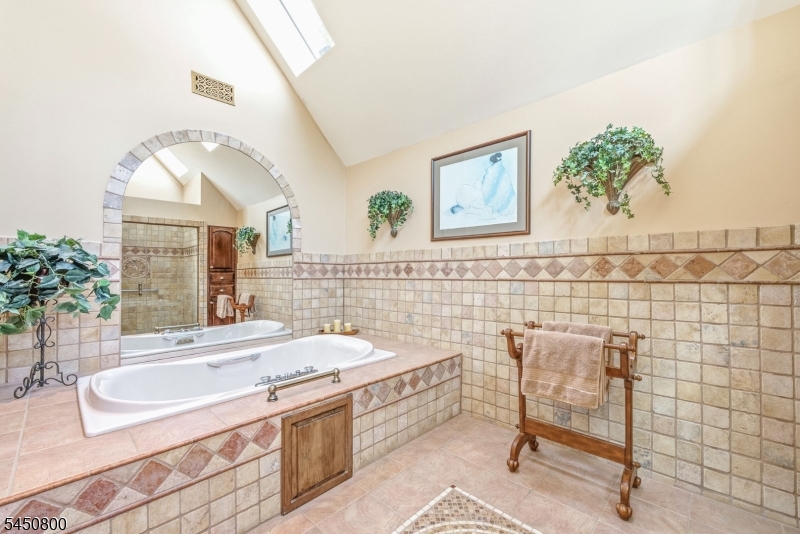 25 Balsam Pkwy