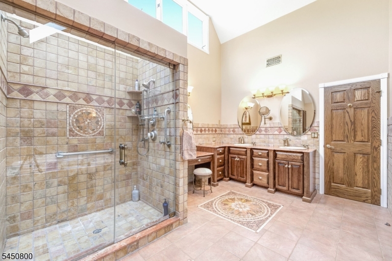 25 Balsam Pkwy