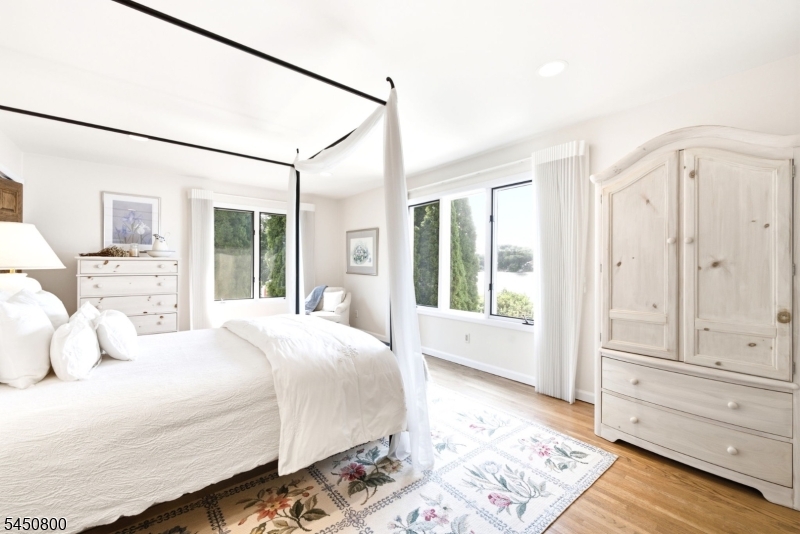 25 Balsam Pkwy