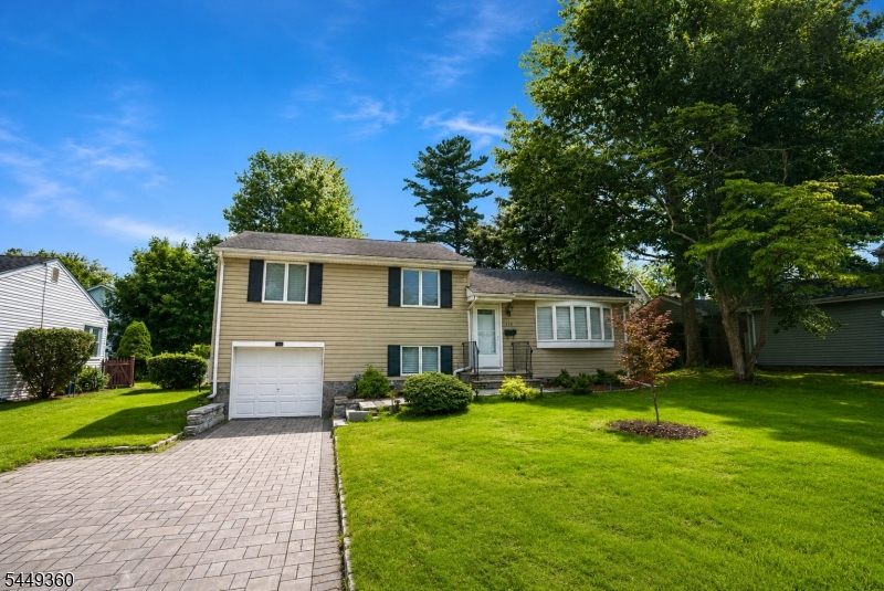 154 Jefferson Ave