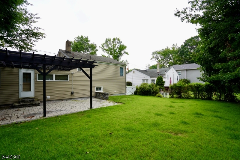 154 Jefferson Ave