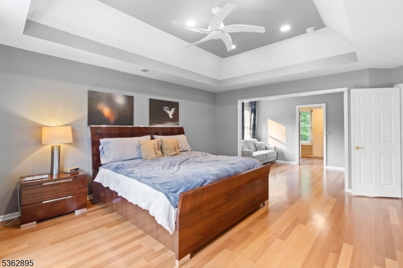 20 Crestview Ln
