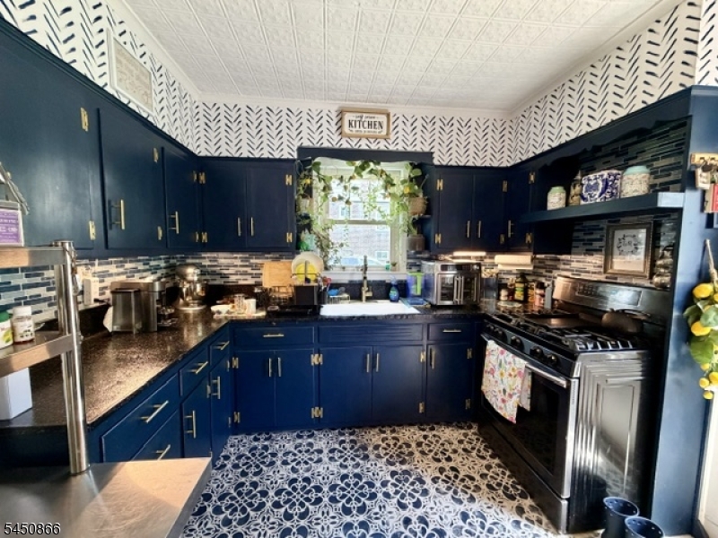 31 Hope St