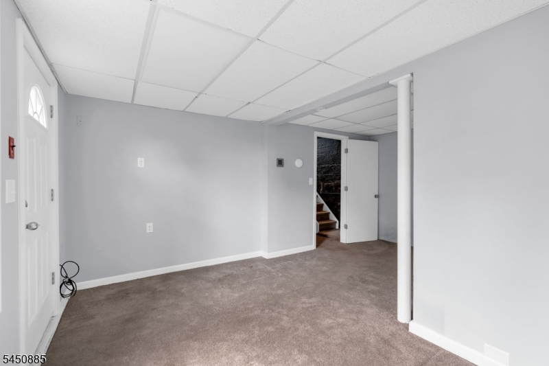 96 Mount View St