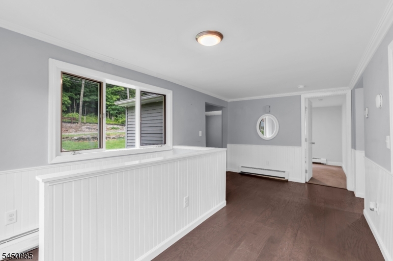 96 Mount View St