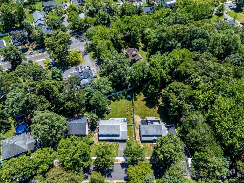 300 E Chestnut Ave