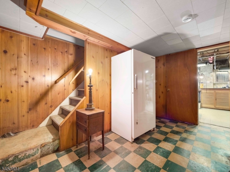 544 Abbott Ave