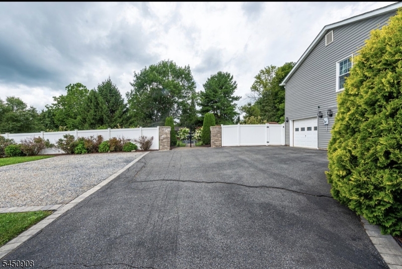 146 Changewater Rd