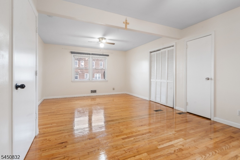 330 Harrison Ave