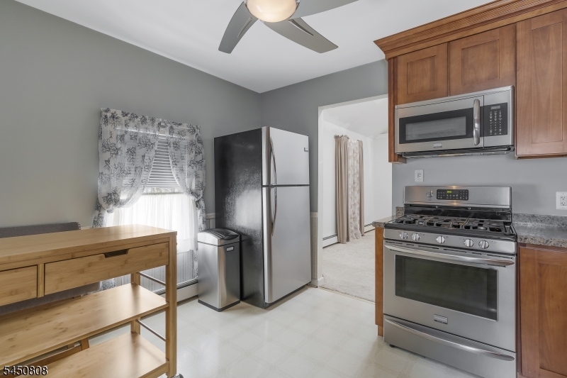 96 Conover Pl